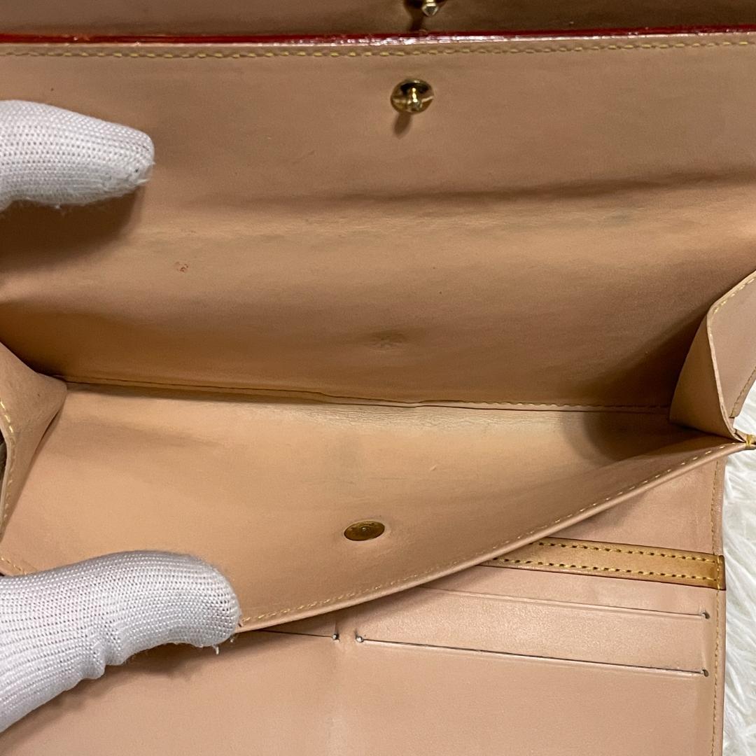 ルイヴィトン　モノグラム マルチカラー　ポルトトレゾール　インターナショナル　白