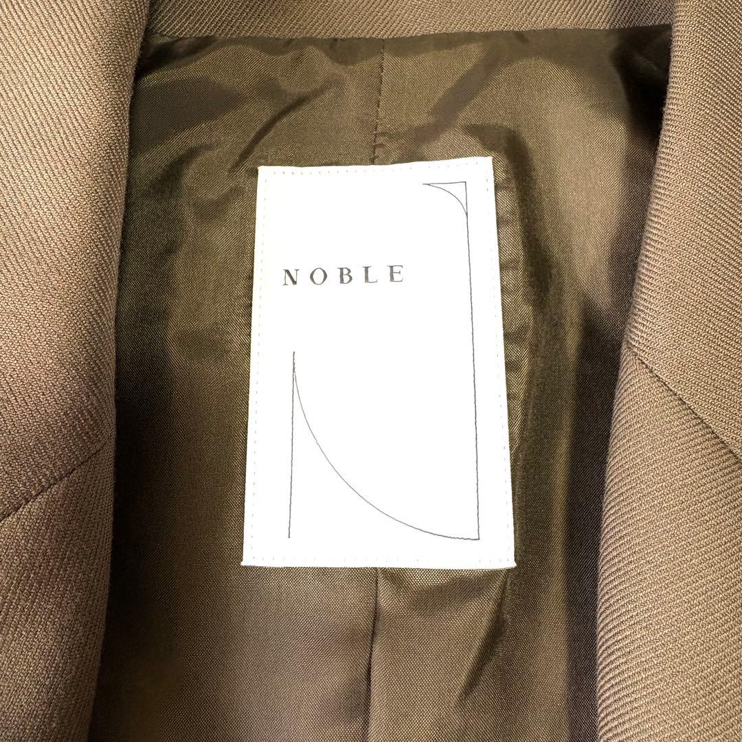 ノーブル ウールミドルピークドラペルジャケット 金ボタン 38 ダブル ブレザー