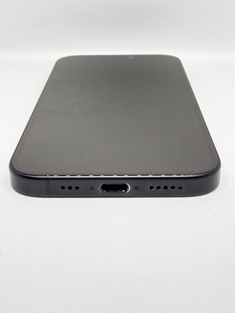 iPhone15 128GB ブラック SIMフリー 美品 ケース付