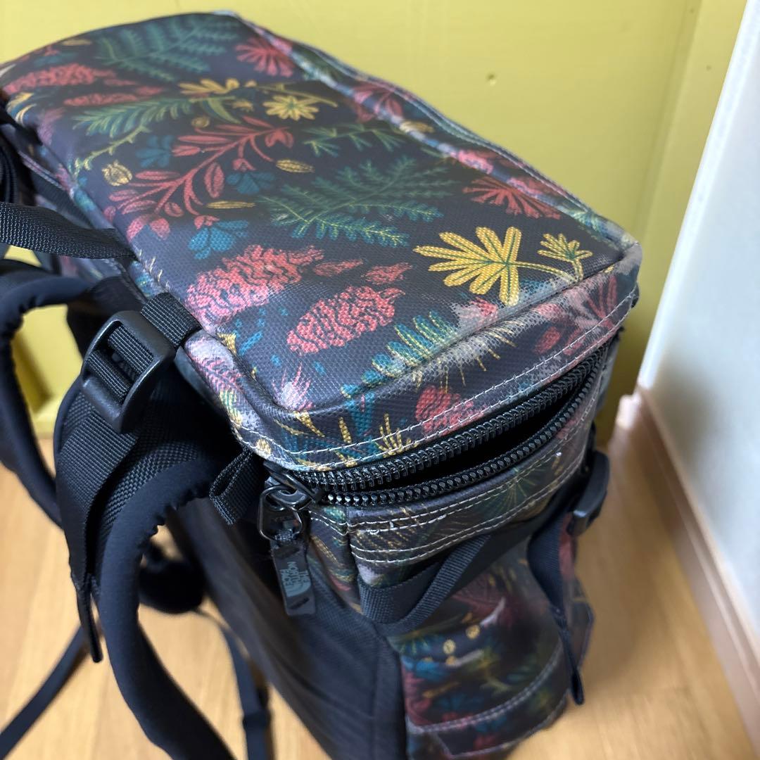 ミ*ン様 ノースフェイス　ヒューズボックス　リュック