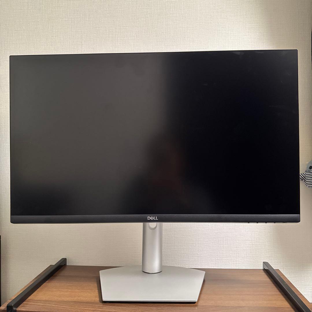 【美品】DELL4Kモニター液晶 27inc 上下角度調整可能（箱/スタンド付