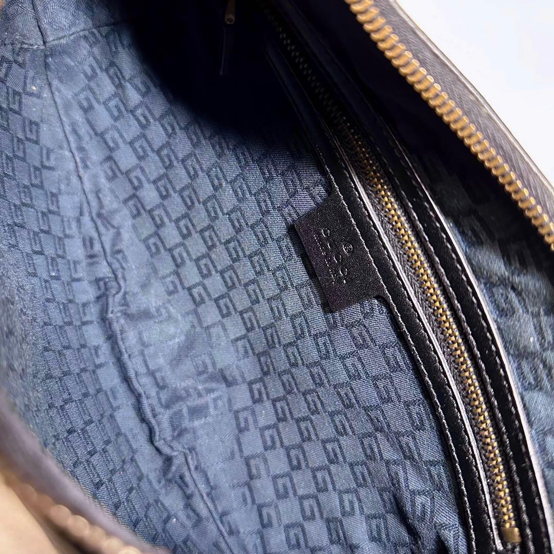 GUCCI ヴィンテージ レザー 編み込みハンドル ブラック ショルダーバッグ