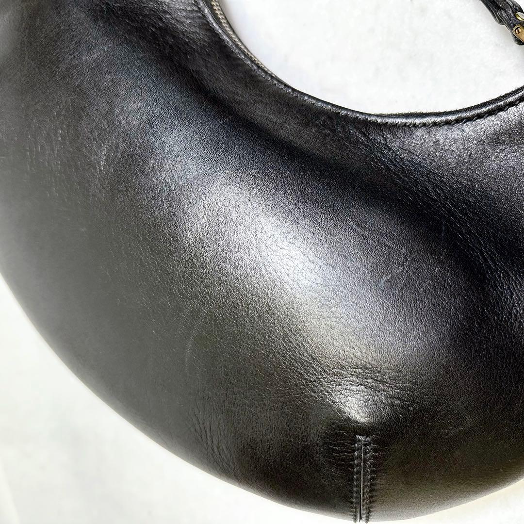 GUCCI ヴィンテージ レザー 編み込みハンドル ブラック ショルダーバッグ