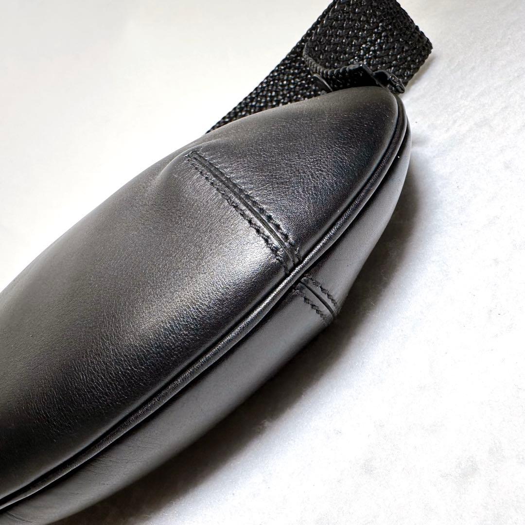 GUCCI ヴィンテージ レザー 編み込みハンドル ブラック ショルダーバッグ