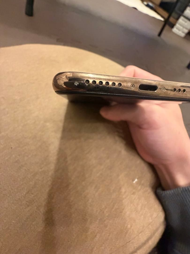 iPhoneXS 256G ゴールド　SIMロック解除済み