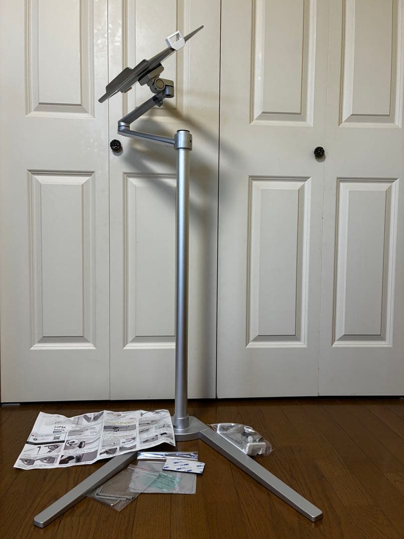 LOE(ロエ) ノートパソコン 自立型 アームスタンド LUP8A