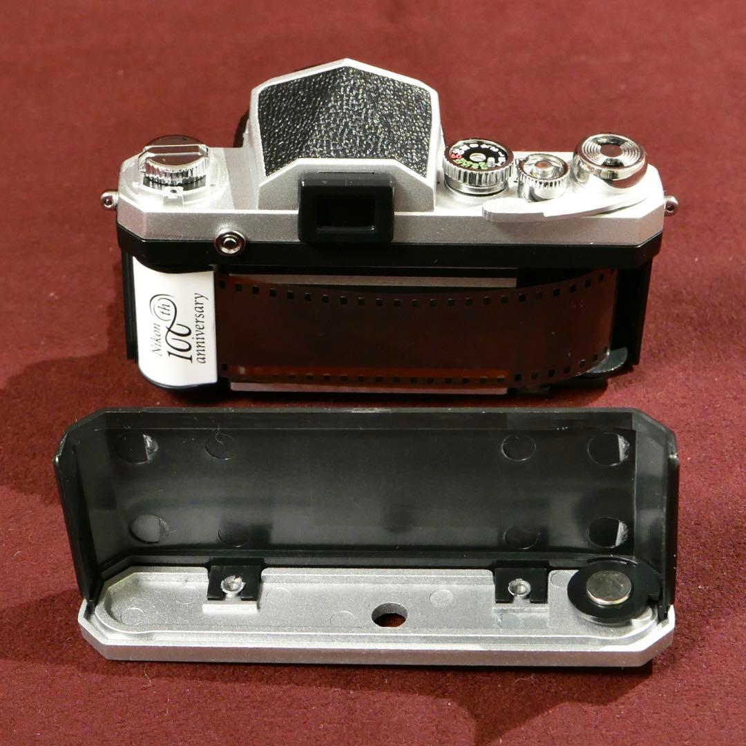 Nikon創立100周年記念　 ニコン Fミニチュアモデル。