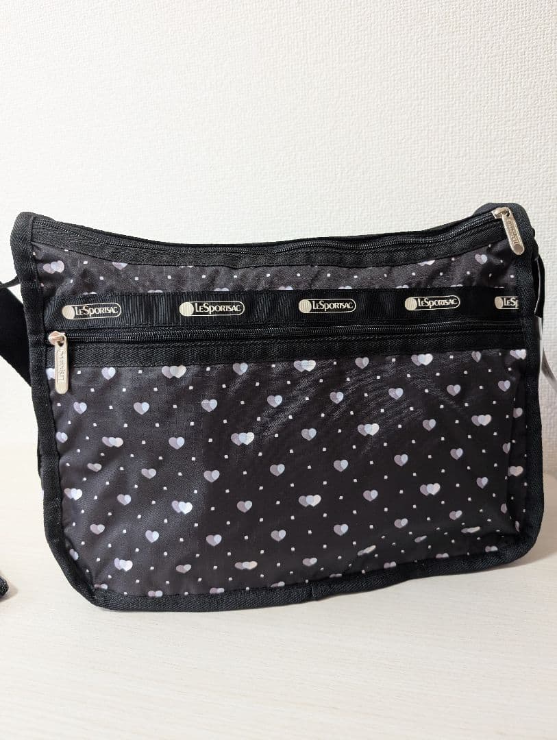 【未使用】LeSportsac ショルダーバッグ ハート　ポーチ　黒