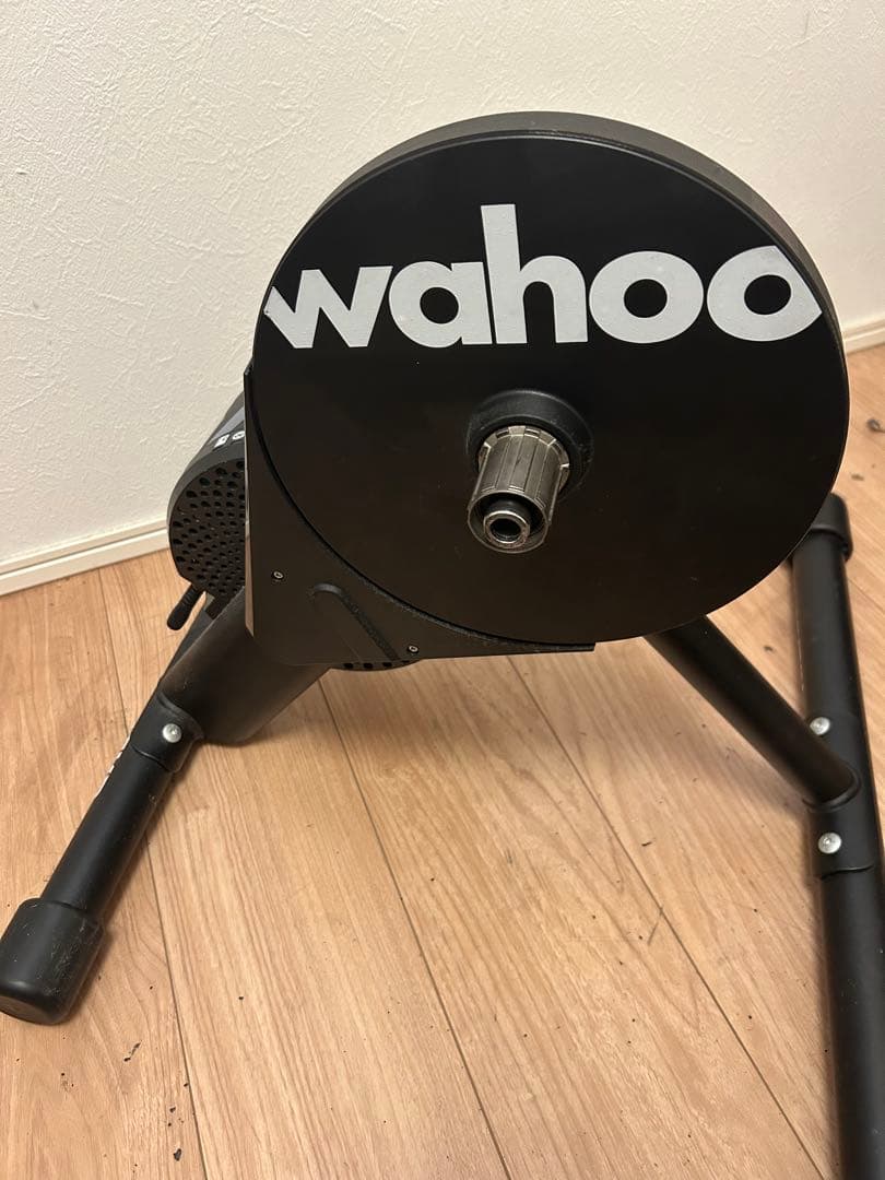 Wahoo KICKR core スマートバイクトレーナー