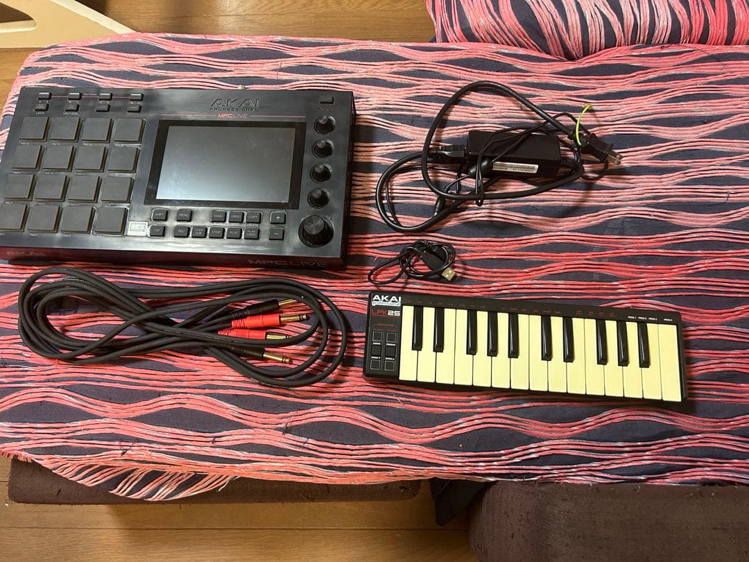 (Soul hill)AKAI MPC LIVE 中古品