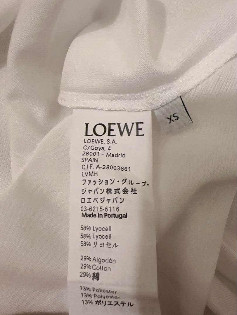 美品　ロエベ　アナグラムTシャツ　XSサイズ