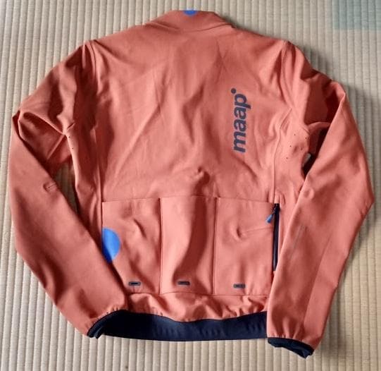  Training Winter Jacket 新品同様