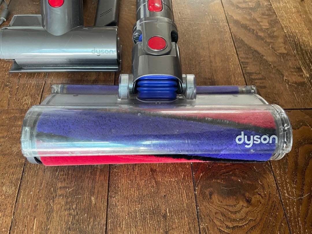 dyson v8 fluffy スティッククリーナー 本体