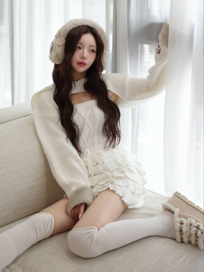 ダーリッチ フリルニットコンビネゾン ホワイト