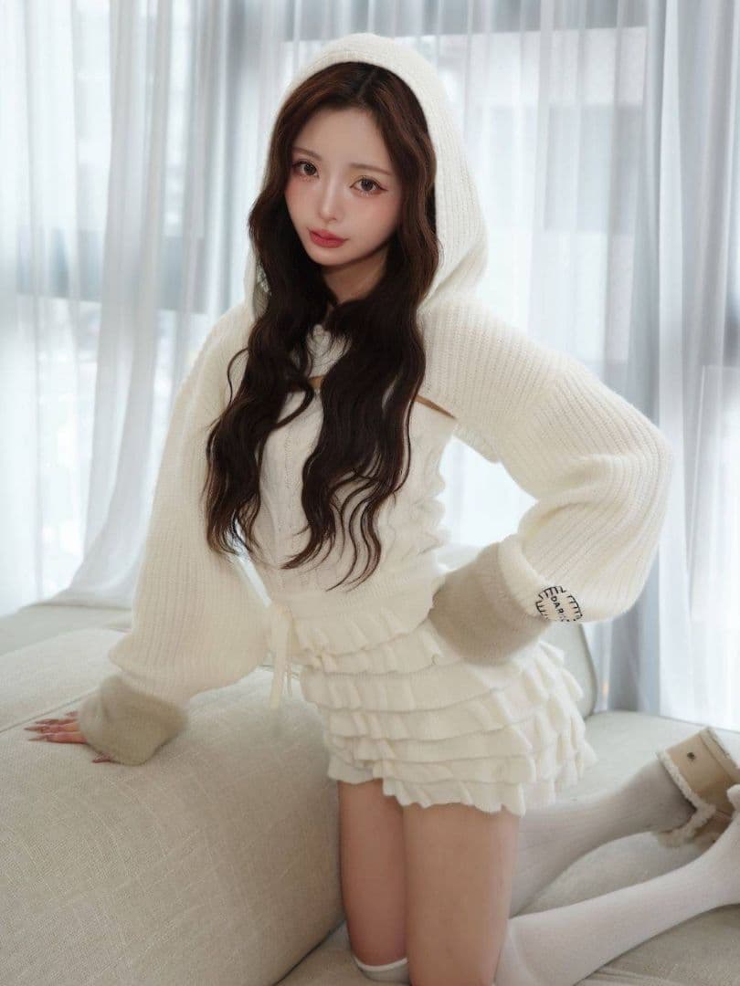 ダーリッチ フリルニットコンビネゾン ホワイト