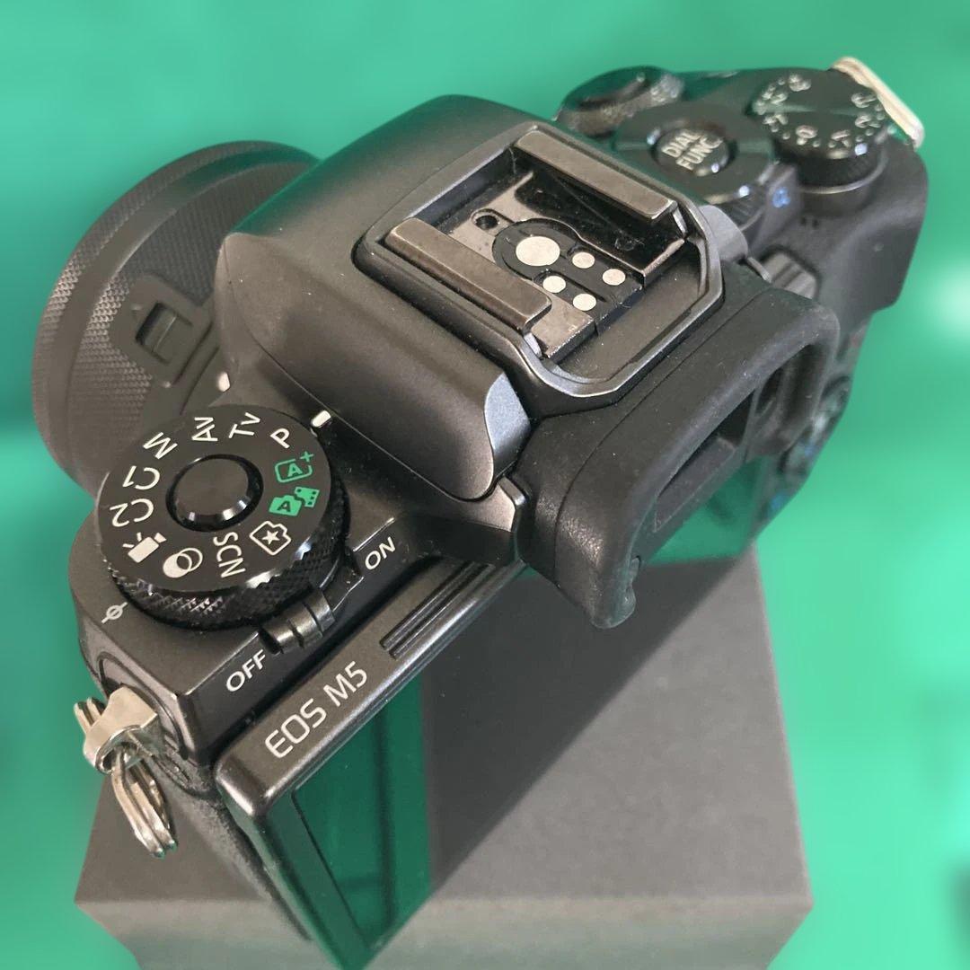 【美品】Canon EOS M5本体、15-45mm ・18-55mmレンズ付き