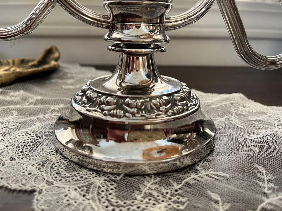 UK イギリス シルバープレート 燭台 キャンデラブラ 優雅 二灯