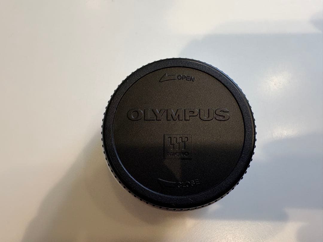 M.ZUIKO DIGITAL 17mm f/2.8 パンケーキレンズ