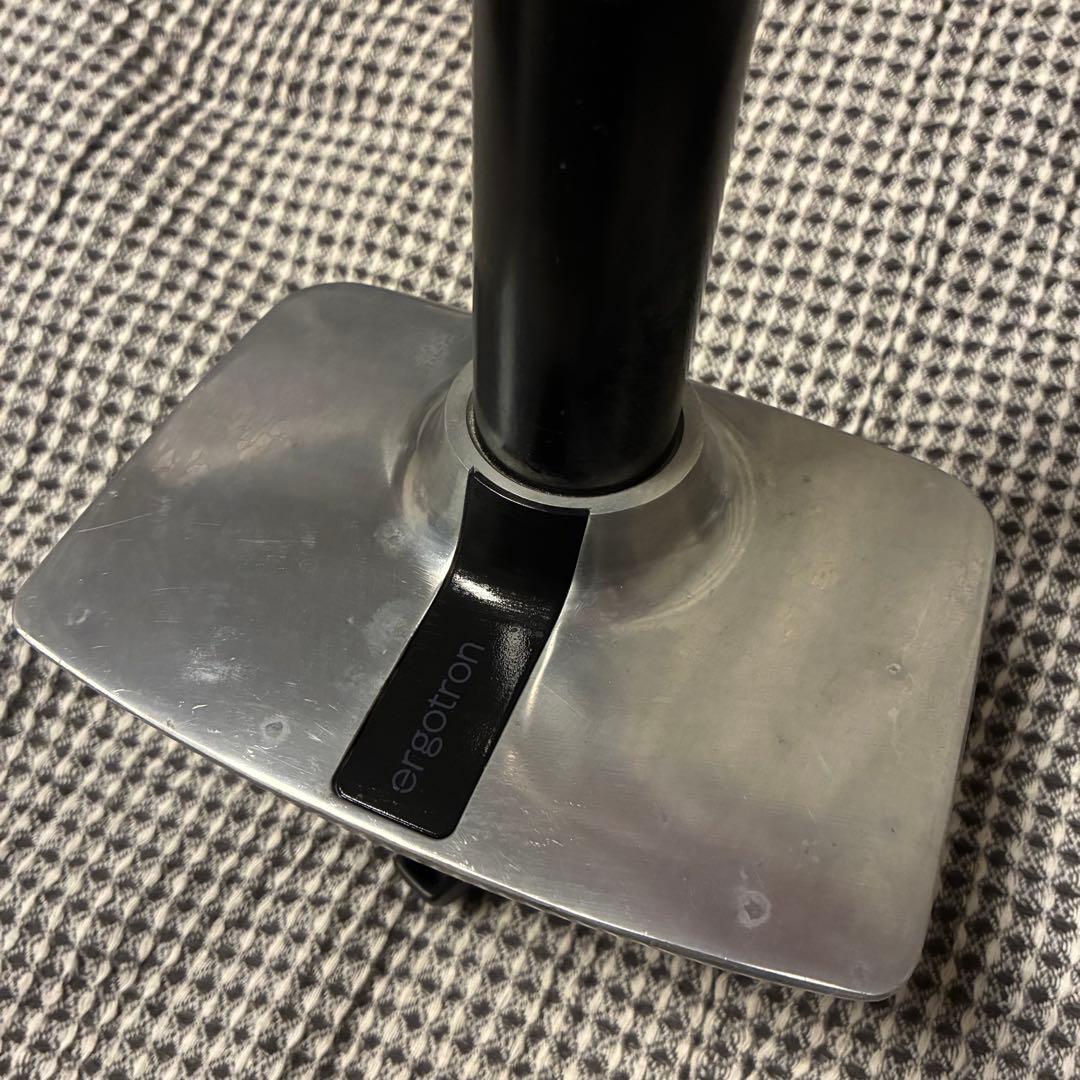 エルゴトロンLXモニターアーム＋PCトレイ