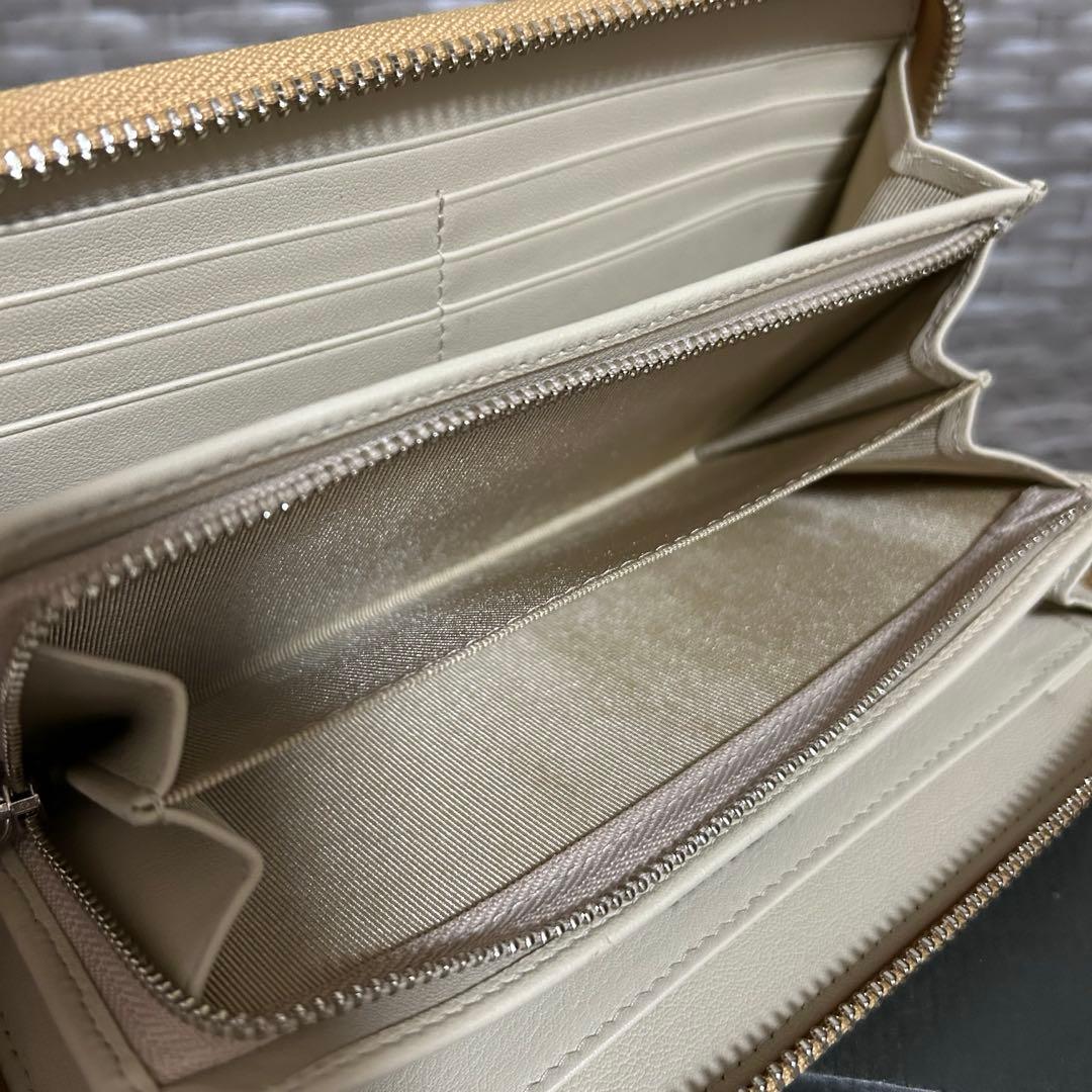 ハンティングワールド　長財布　クリームイエロー