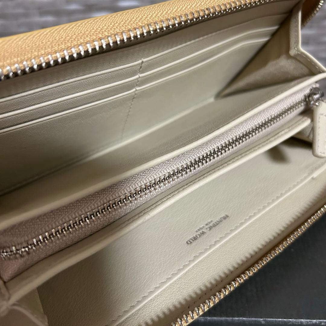 ハンティングワールド　長財布　クリームイエロー