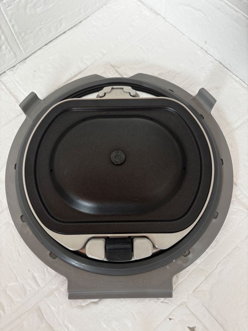 な*ʔ様 【美品】三菱炊飯器　本炭釜 5.5合NJ-AWB10-W月白 ’22年