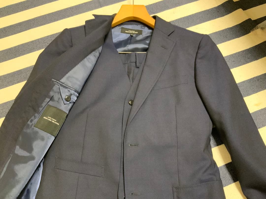 ユナイテッドアローズ　スリーピーススーツ　ネイビー