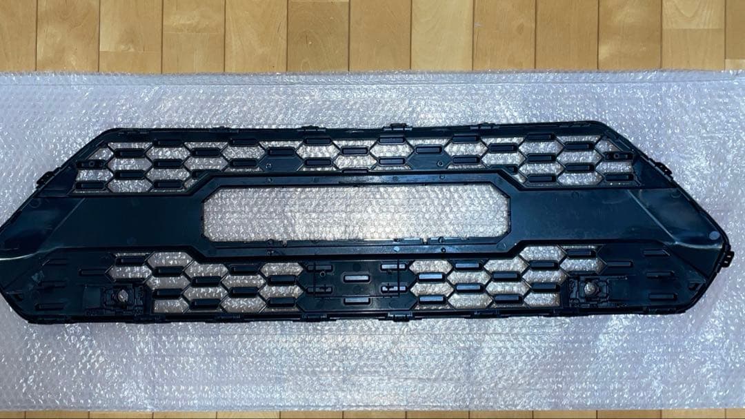 RAV4 タコマ風グリル