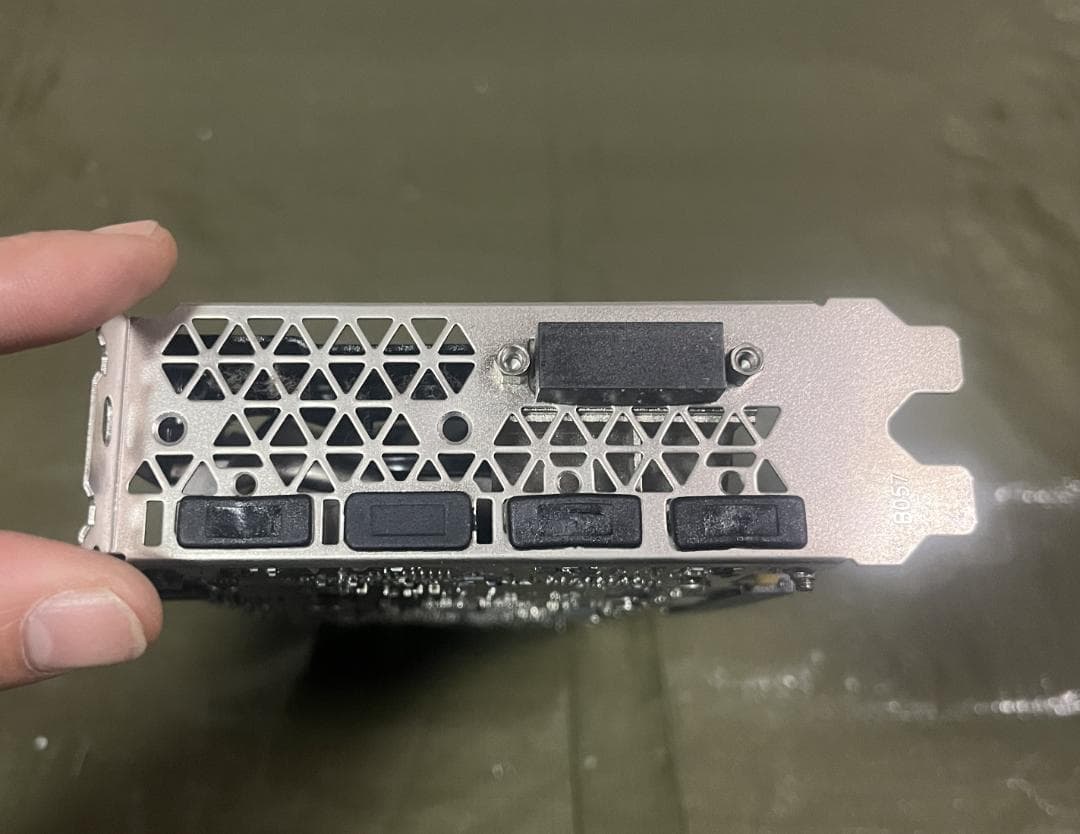 【極美品】ELSA GeForce GTX 1070 8GB S.A.C