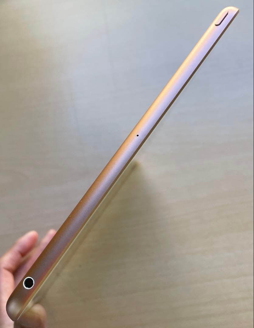 iPad 第7世代　A2197 Wi-Fi　ゴールド　128GB 超美品　#2