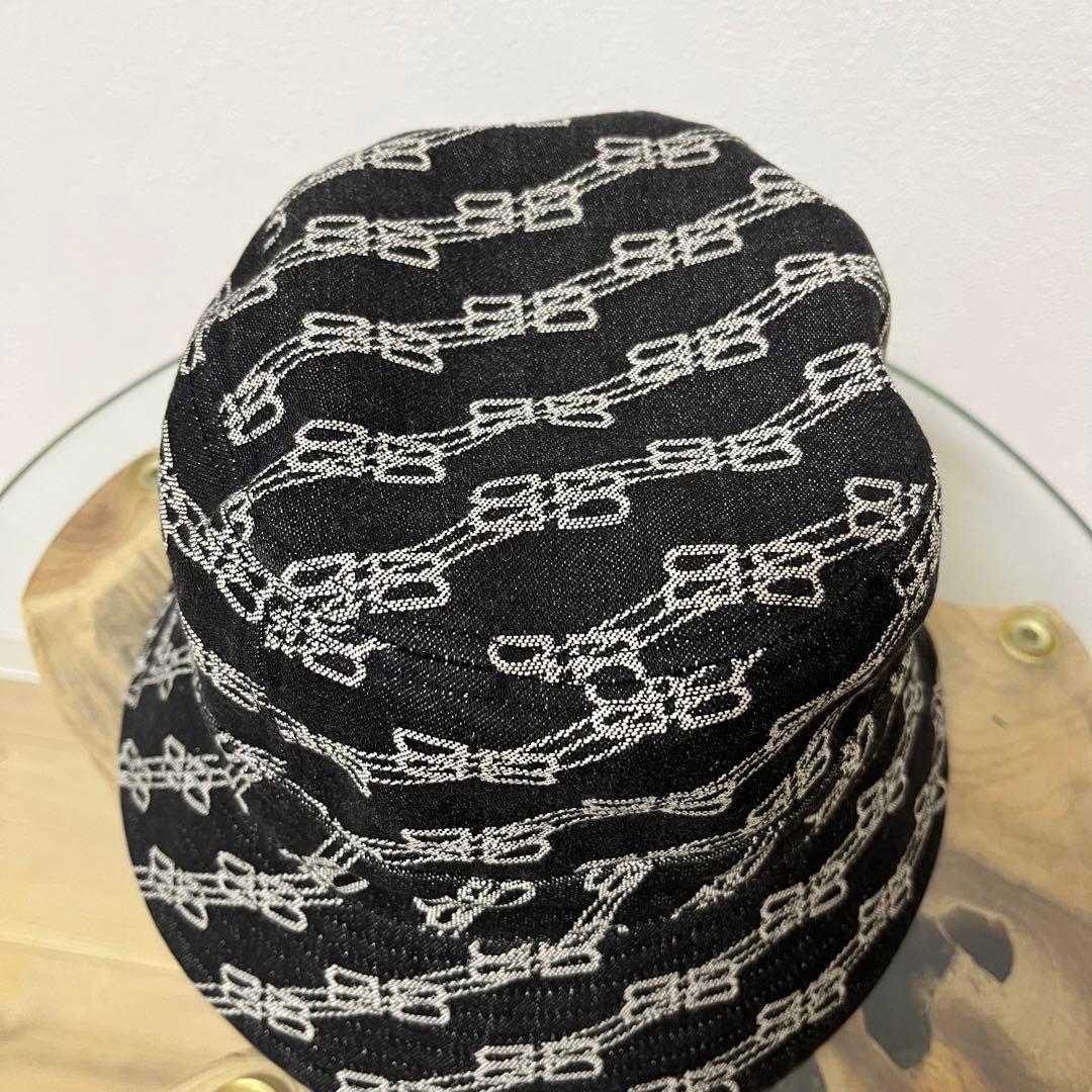 【BALENCIAGA/バレンシアガ】ブラック ロゴ バケットハット