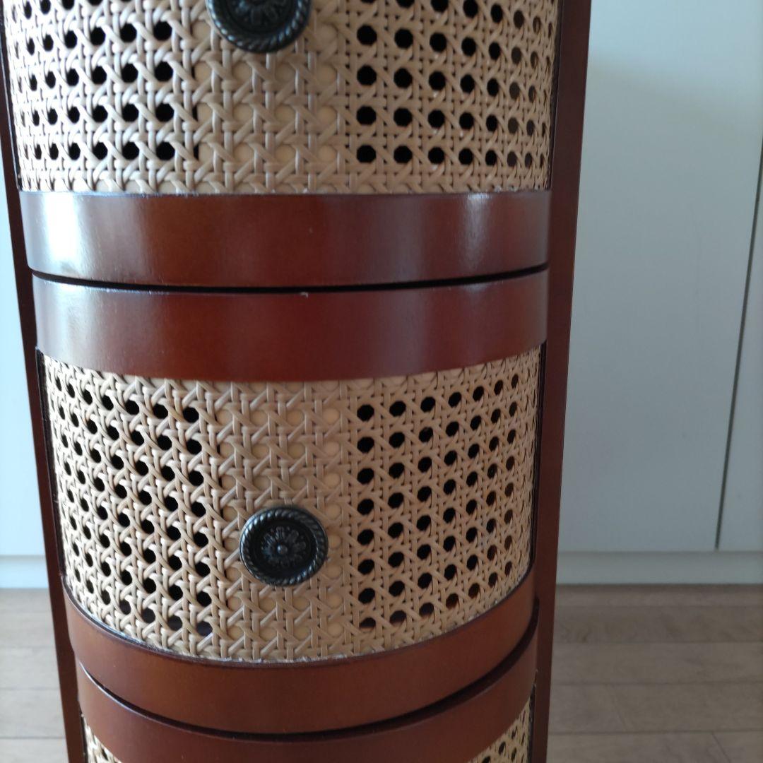 ６０％オフ【未使用に近い】 サイドテーブル ラタン調 引出し付テーブル 木製