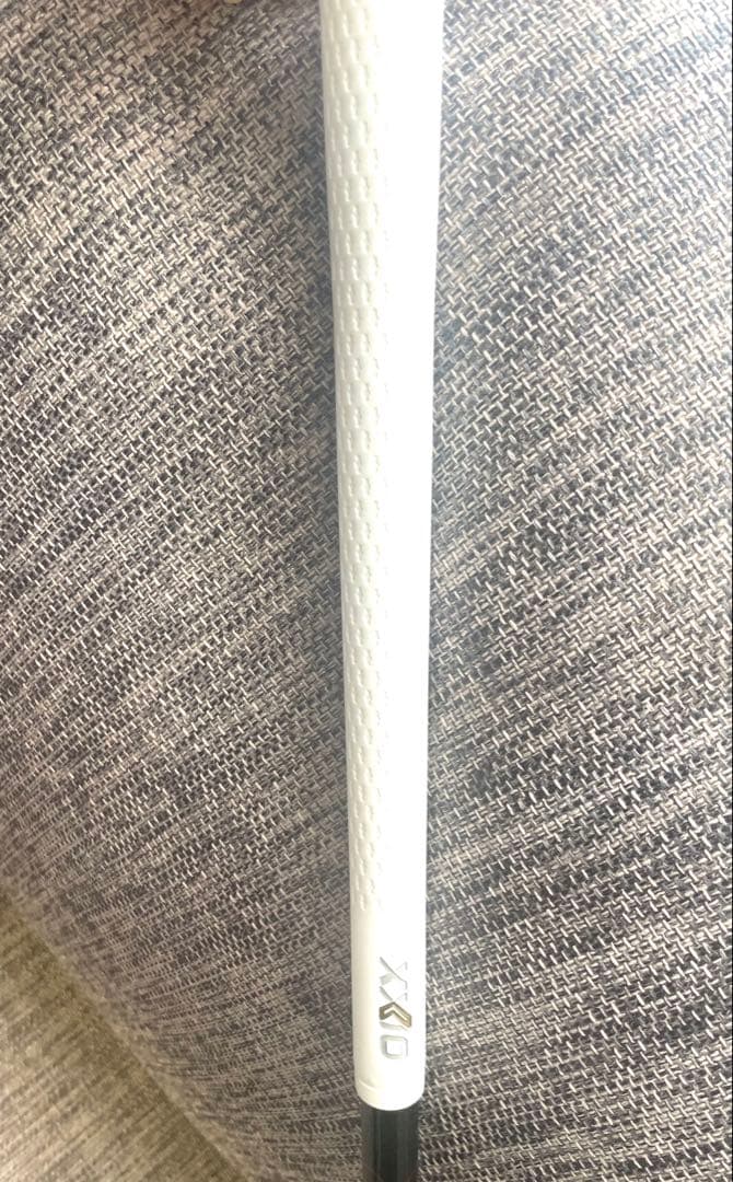 ゼクシオ 13 レディース ハイブリッド6番　2年保証つき　パールホワイト