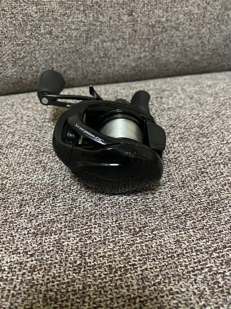 シマノ　17スコーピオンDC HG 右巻き