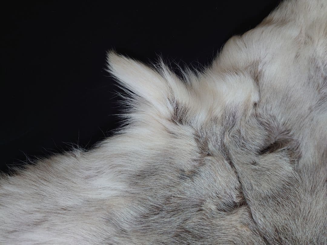 （希少）トナカイ　リアルファー　レザー　毛皮ラグ 　ノルウェー　北欧