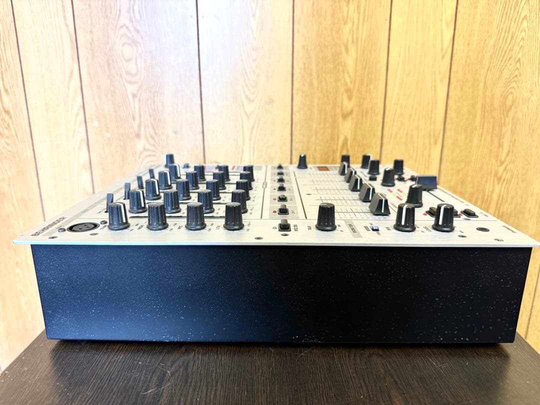 BEHRINGER DJミキサー DJX700 PRO MIXER