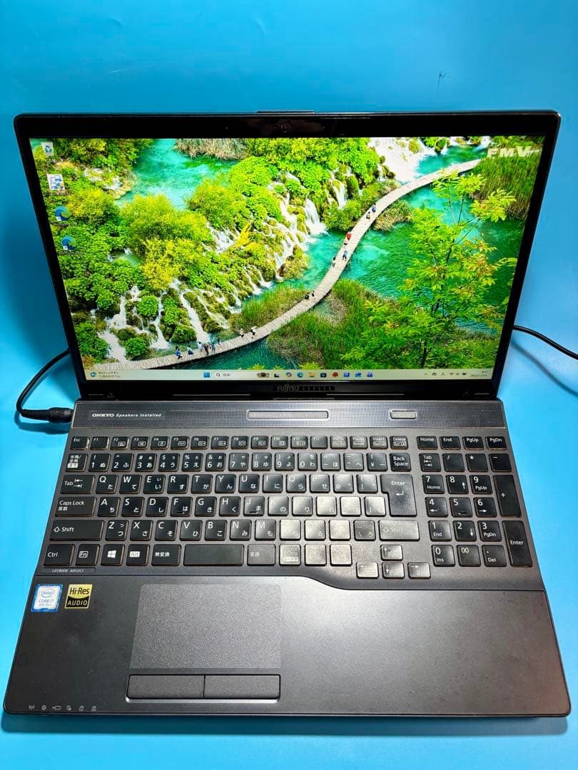 富士通 AH53/C2 Core i7 SSD 2TB 32GB Win11