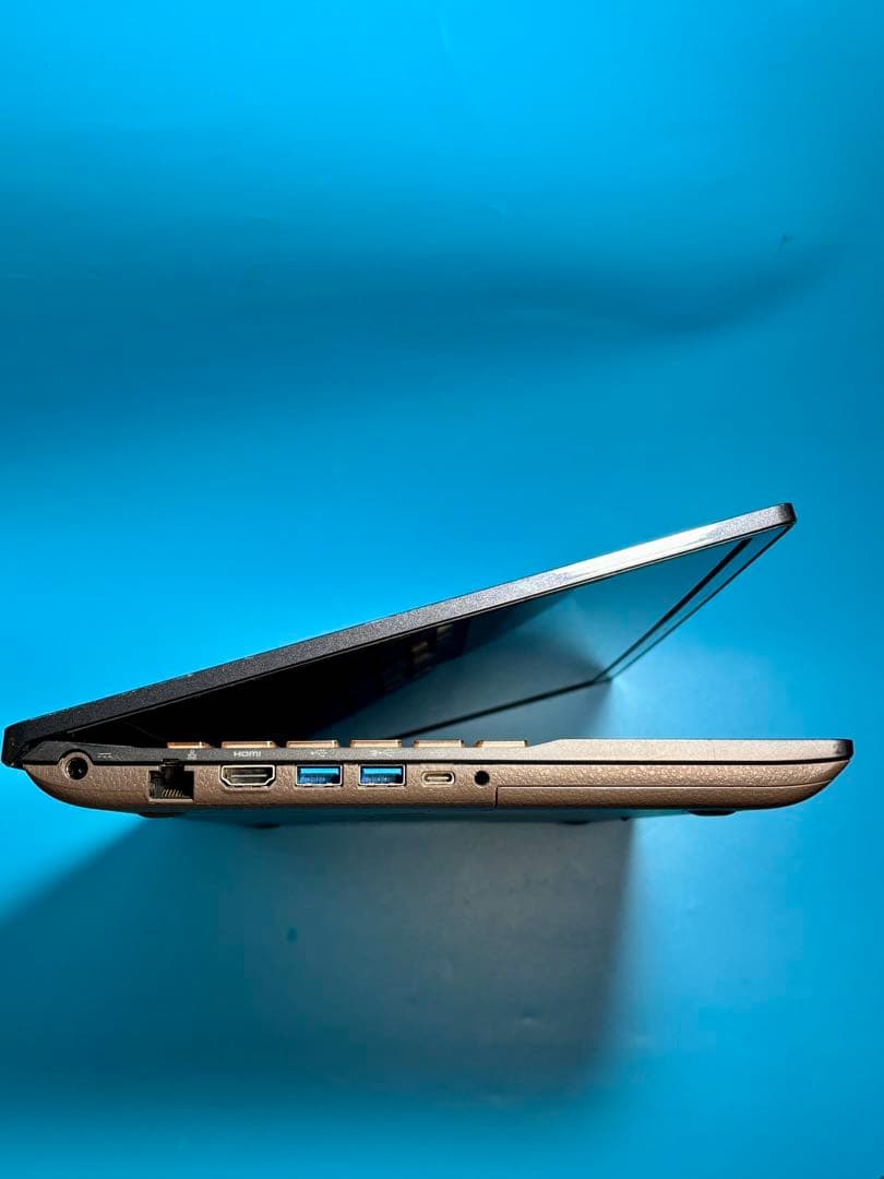 富士通 AH53/C2 Core i7 SSD 2TB 32GB Win11