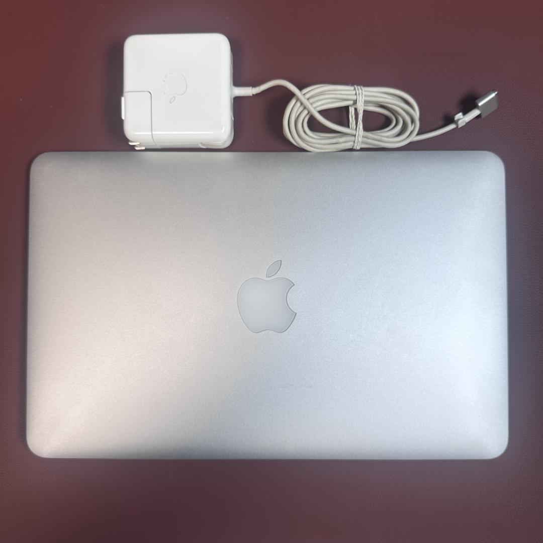 毎*先様 美品】Apple MacBook Air 11インチ A1465 Co