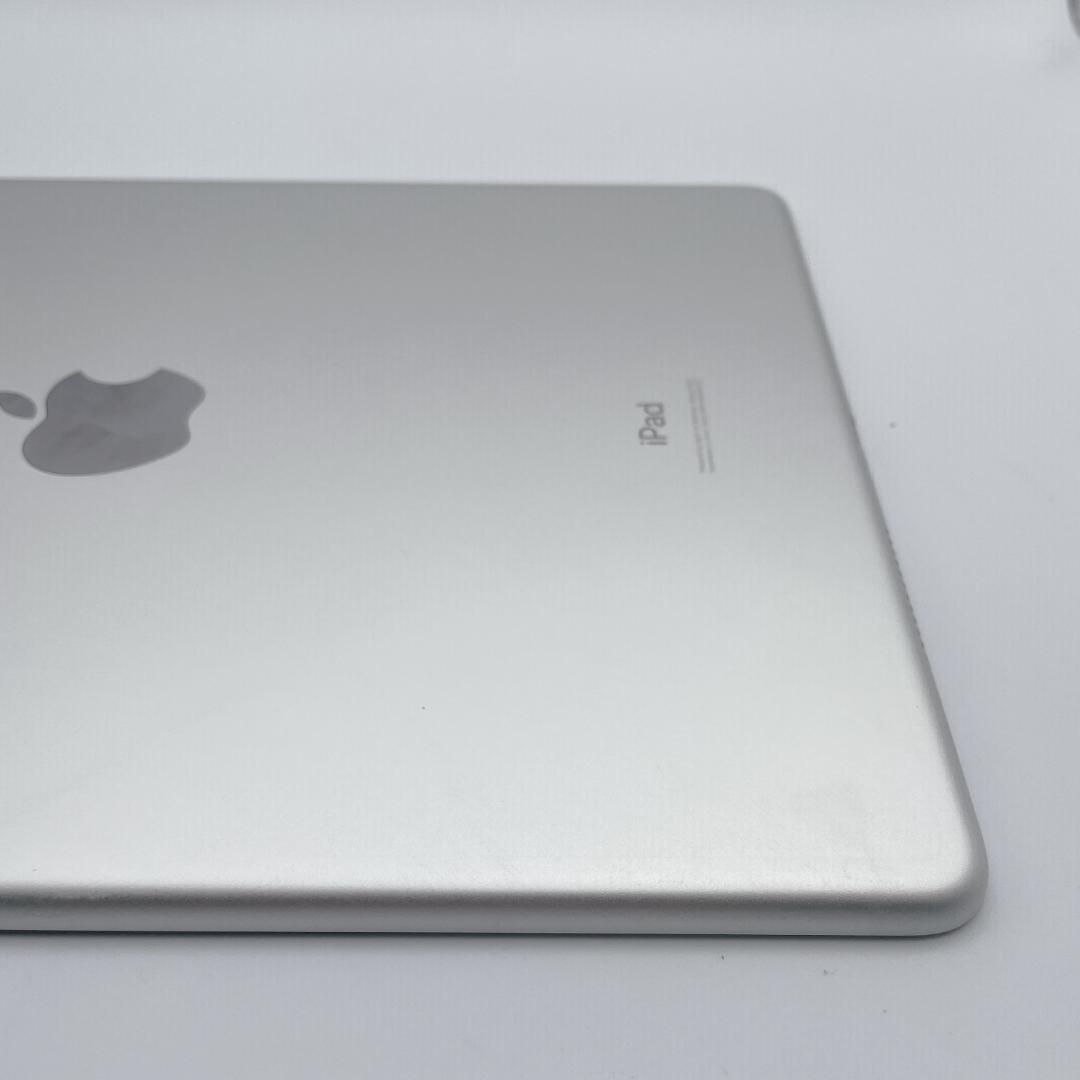 【極美品】iPad Air 第3世代 Wi-Fi A2152 シルバー 64GB