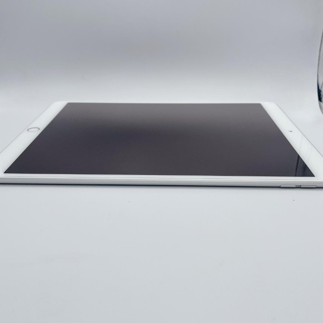 【極美品】iPad Air 第3世代 Wi-Fi A2152 シルバー 64GB