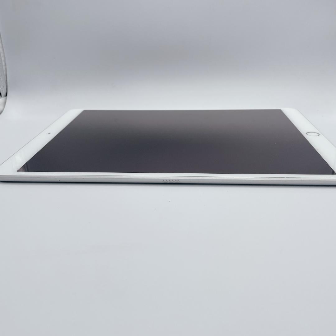 【極美品】iPad Air 第3世代 Wi-Fi A2152 シルバー 64GB