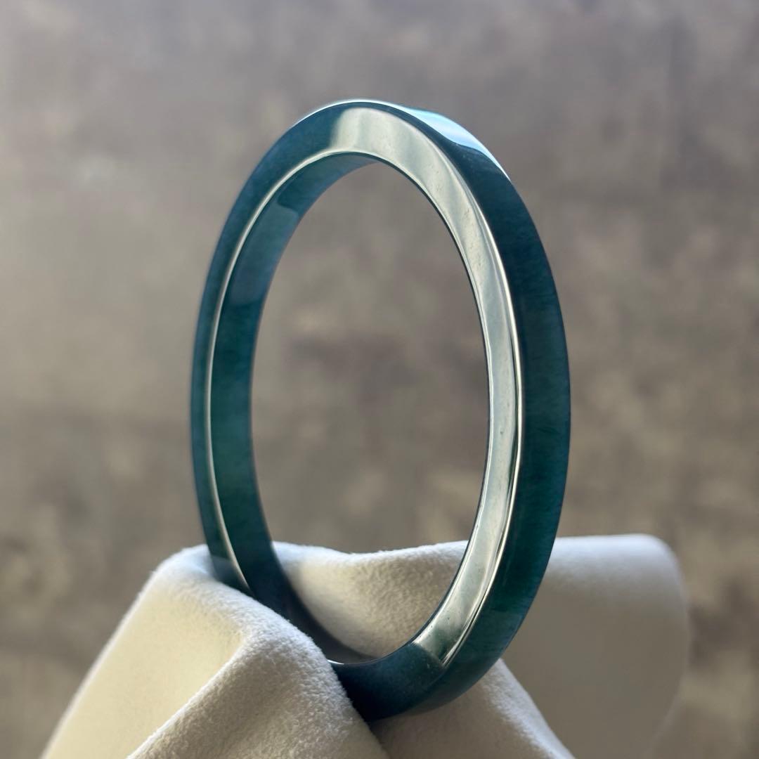 天然　本翡翠　A貨　藍水　深緑　氷種　バングル　鑑定書付き