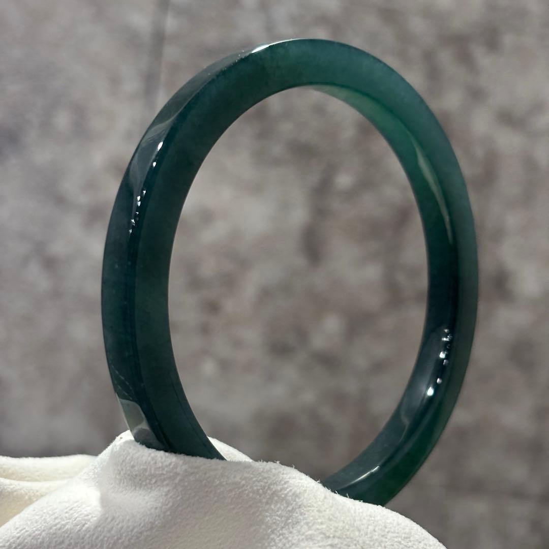 天然　本翡翠　A貨　藍水　深緑　氷種　バングル　鑑定書付き