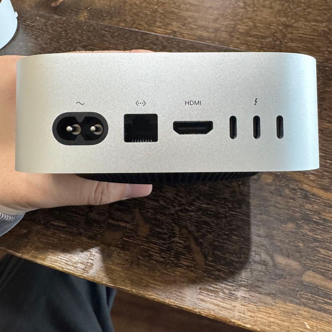 Macデスクトップ Mac mini M4 (2024) 16GB/256GB [MU9D3J/A]