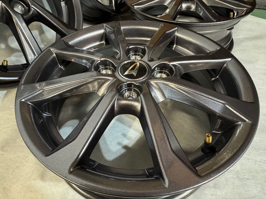 本日まで送料込み‼︎新車外し‼︎ タント　ファンクロス　純正14インチ　ホイール