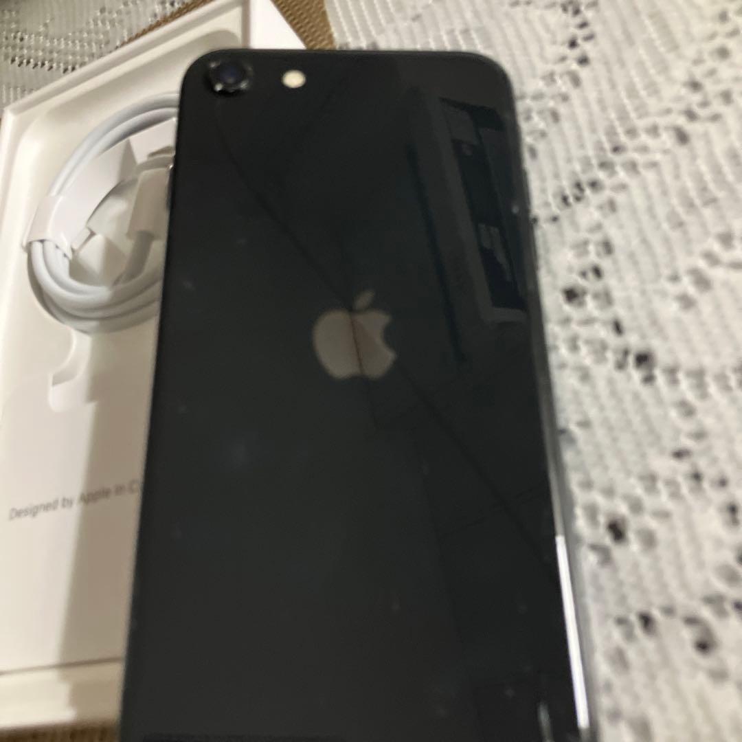 清*様 iPhone SE 第2世代 64GB