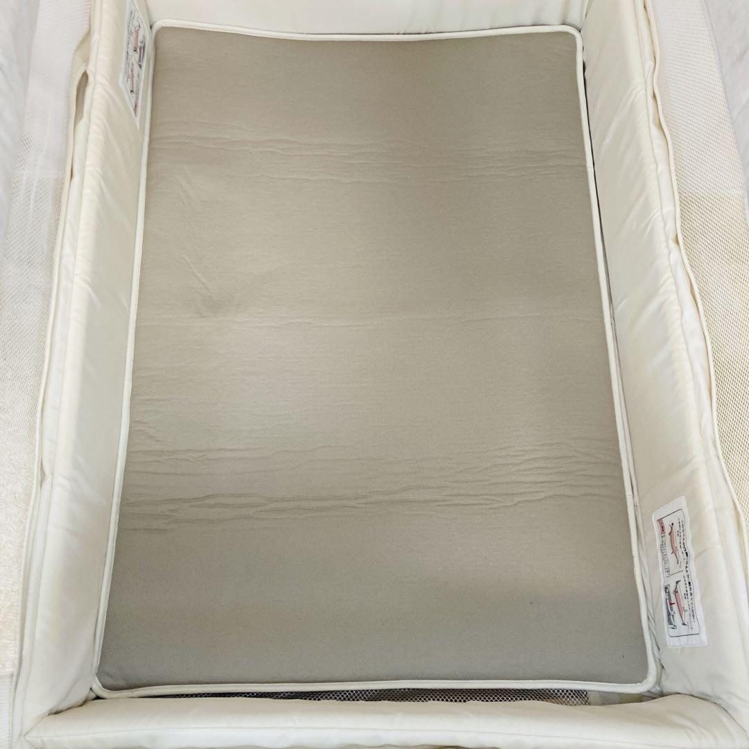 【極美品】アップリカココネルエアープラス ホワイトベージュ 最上級モデル