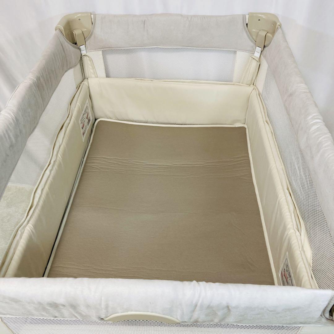 【極美品】アップリカココネルエアープラス ホワイトベージュ 最上級モデル