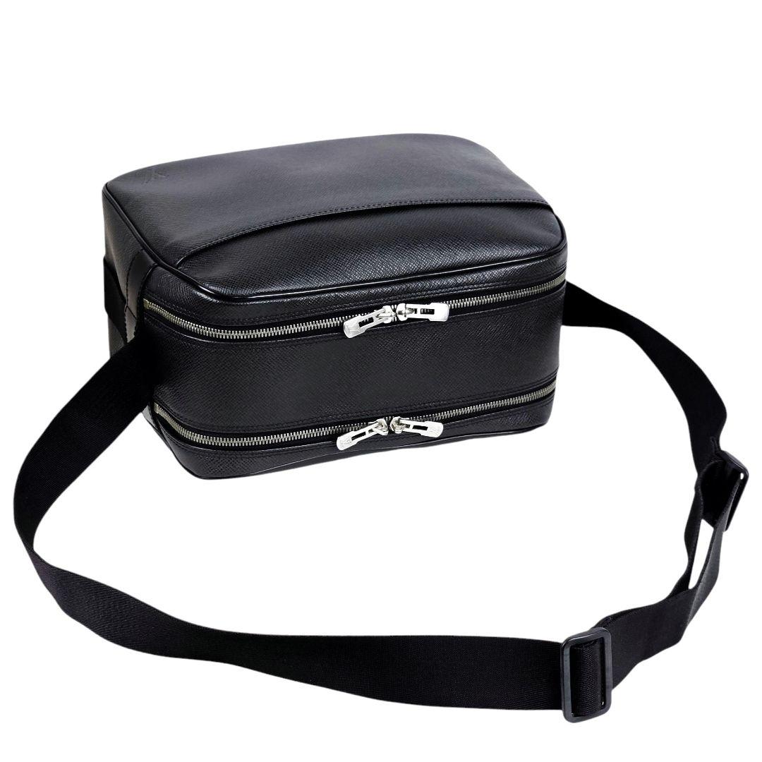 美品 ルイヴィトン タイガ リポーター アルドワーズ ショルダーバッグ